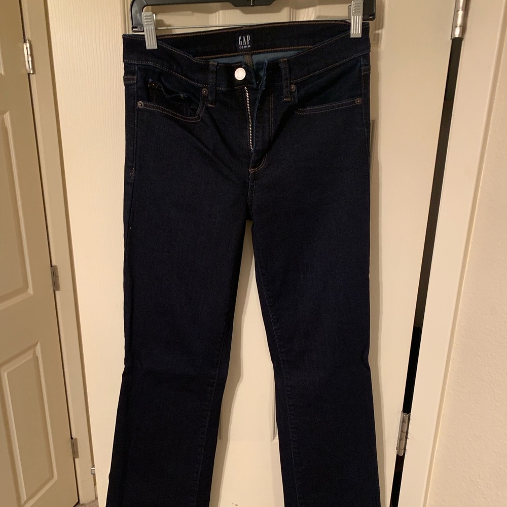 Gap boot cut jean, size 28 long
